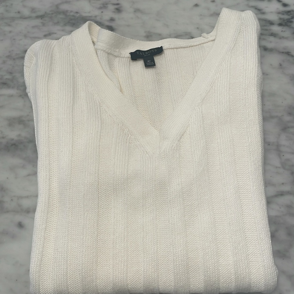 Talbots v-neck cream/white sweater